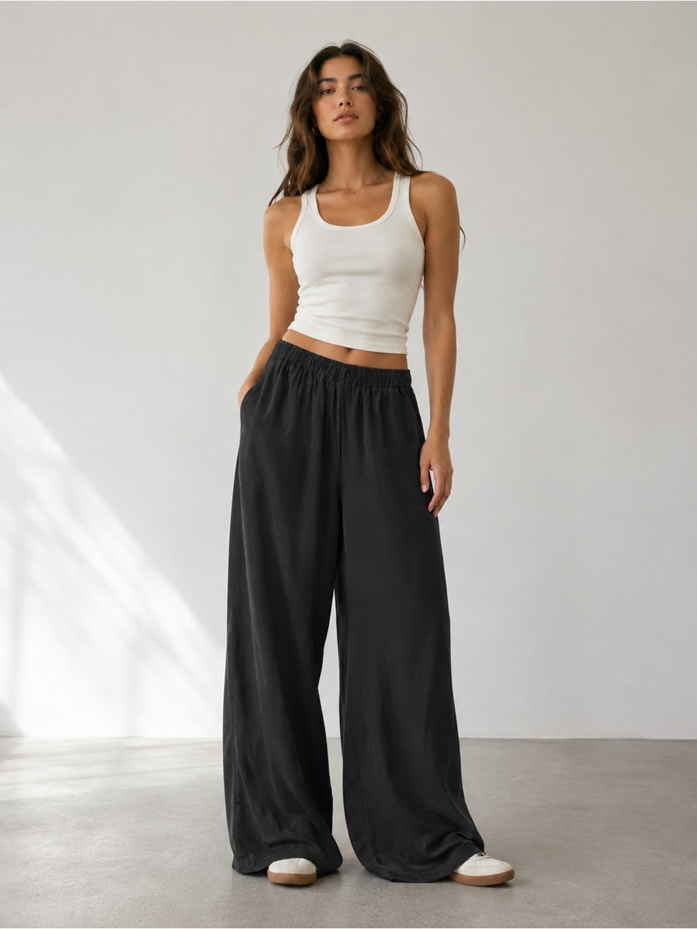 Nasty Gal Black Wide Leg Pants – Size XXS